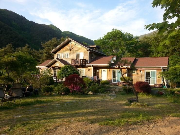 Fairy Tale Pension Pyeongchang Exterior photo